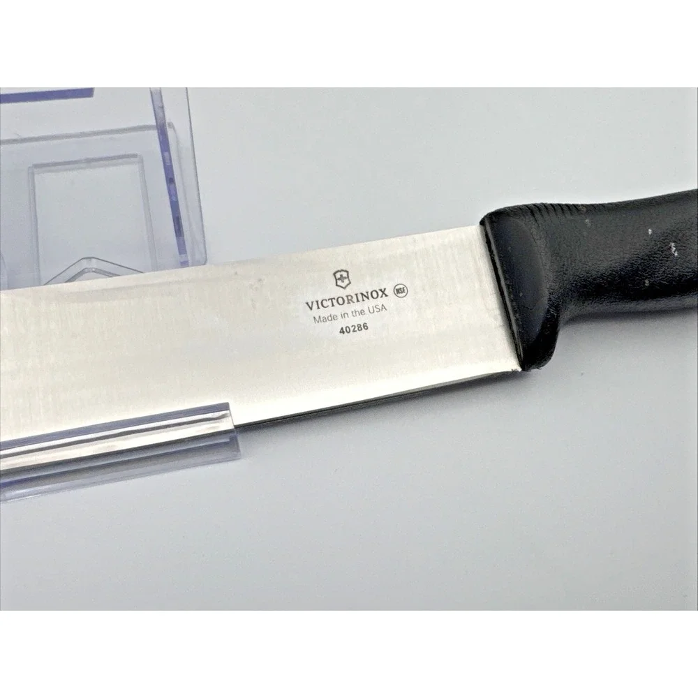 Victorinox 12